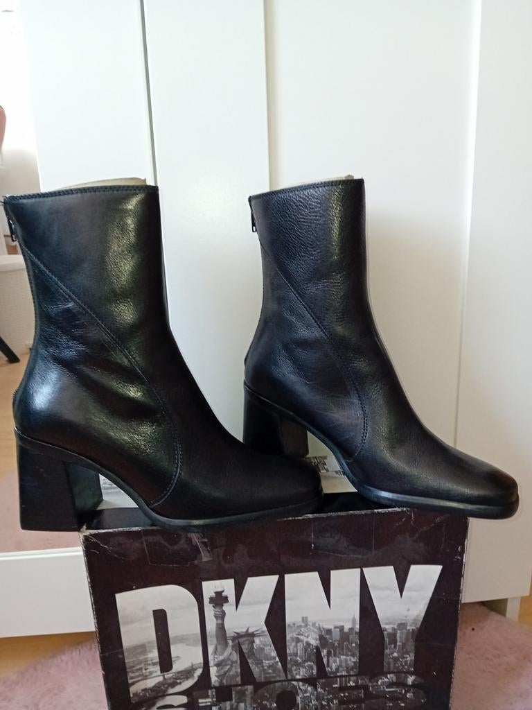 DKNY Zwarte Leren Laarsjes Maat 38, Zwart, Ophalen of Verzenden, Zo goed als nieuw, DKNY