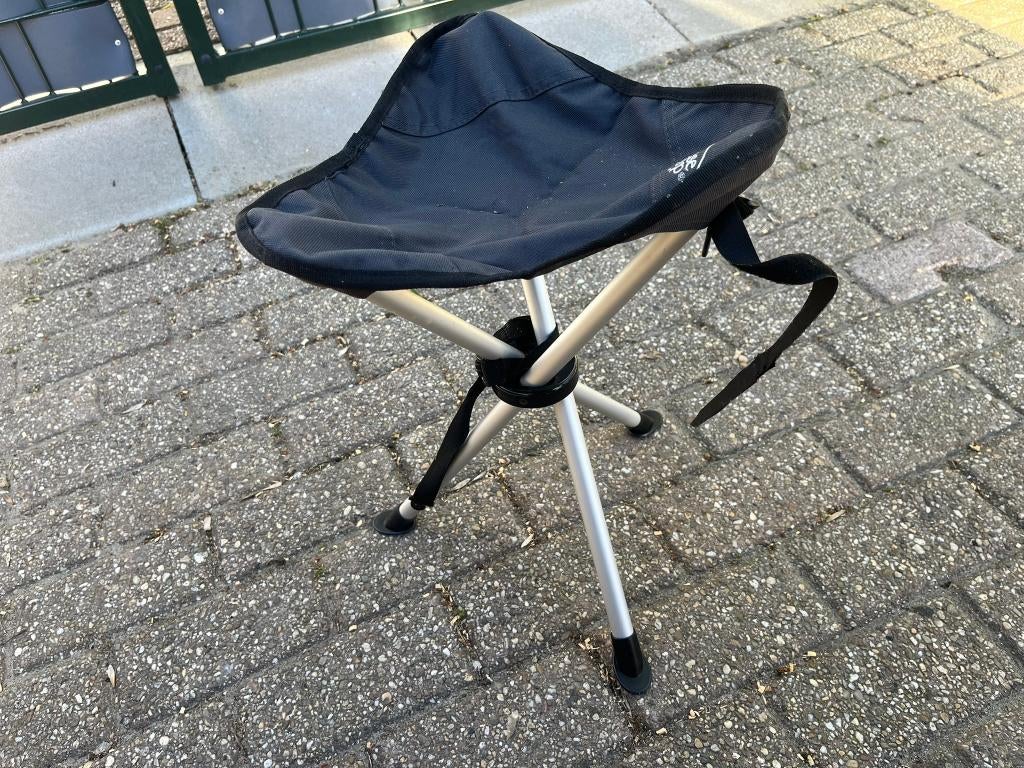 Driepootzitje  Base Camp, Caravans en Kamperen, Ophalen of Verzenden, Gebruikt, Campingstoel