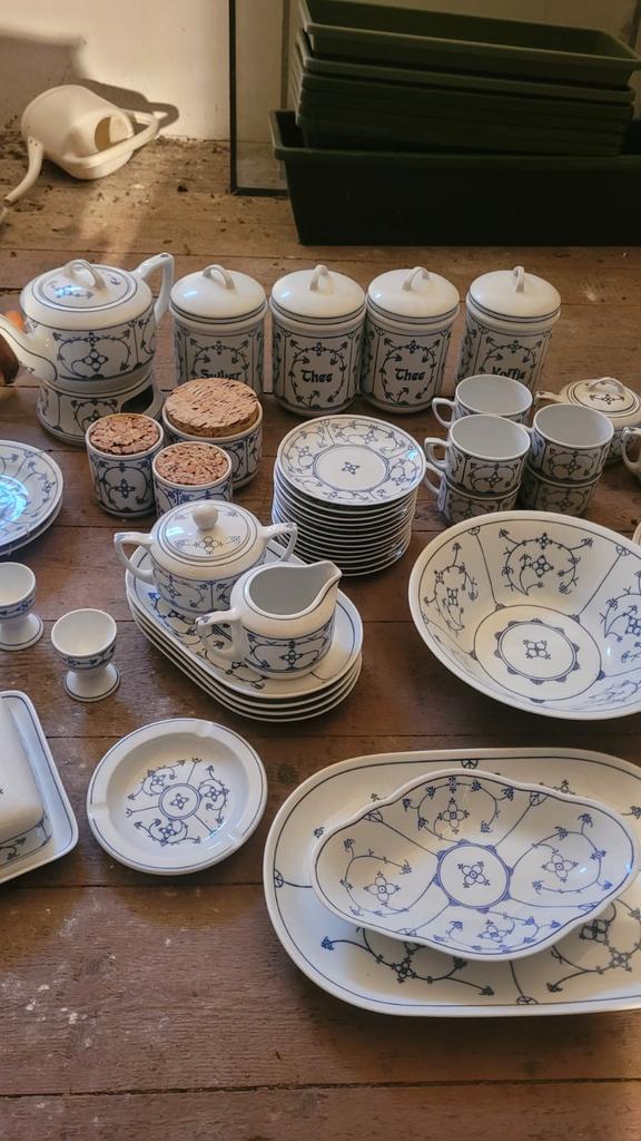 Compleet Jäger Eisenberg Blau Saks Servies - Uitgebreid, Ophalen, Zo goed als nieuw, Overige stijlen, Porselein