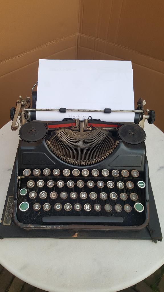 TYPMACHINE  CONTINENTAL  koffermodel, Diversen, Typemachines, Gebruikt, Ophalen