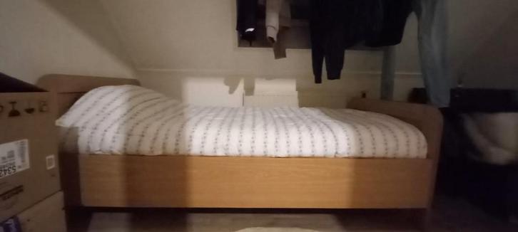 Gratis afhalen: Elektrisch verstelbaar bed 80x200, Huis en Inrichting, Slaapkamer | Bedden, Gebruikt, Eenpersoons, 80 cm, 200 cm