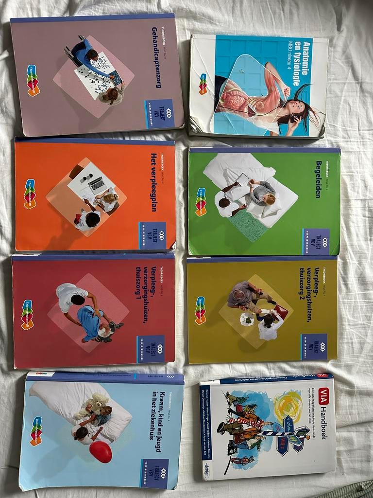 Schoolboeken Verpleegkunde Niveau 4 - Compleet Pakket, Ophalen of Verzenden, Gelezen, Overige niveaus, Overige vakken