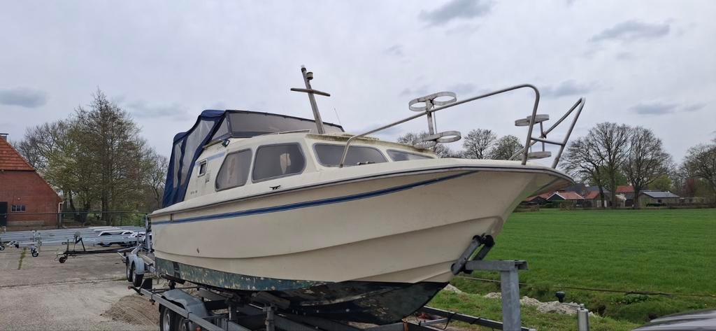 Kajuitboot Mistral 680 koelkast webasco wc slechts 1750 euro, Watersport en Boten, Motorboten en Motorjachten, Ophalen, Gebruikt