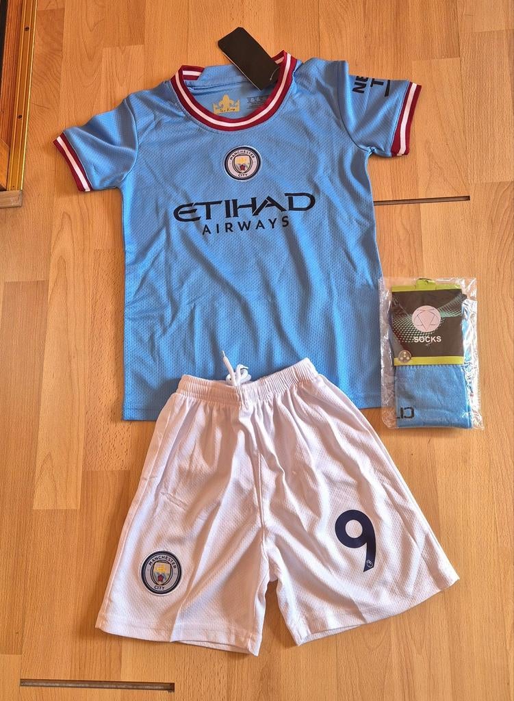 Nieuw Voetbaltenue Manchester City Haaland maat 140/146, Kinderen en Baby's, Kinderkleding | Maat 140, Ophalen of Verzenden, Nieuw