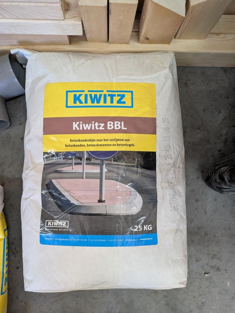 Kiwittz Betonbandenlijm BBL 25 KG - Nieuw, Ophalen, Nieuw