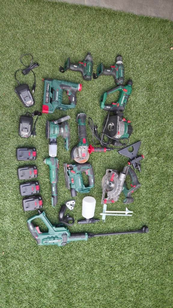 Parkside 11-delige gereedschapset met 4 accu's, Ophalen, Gebruikt