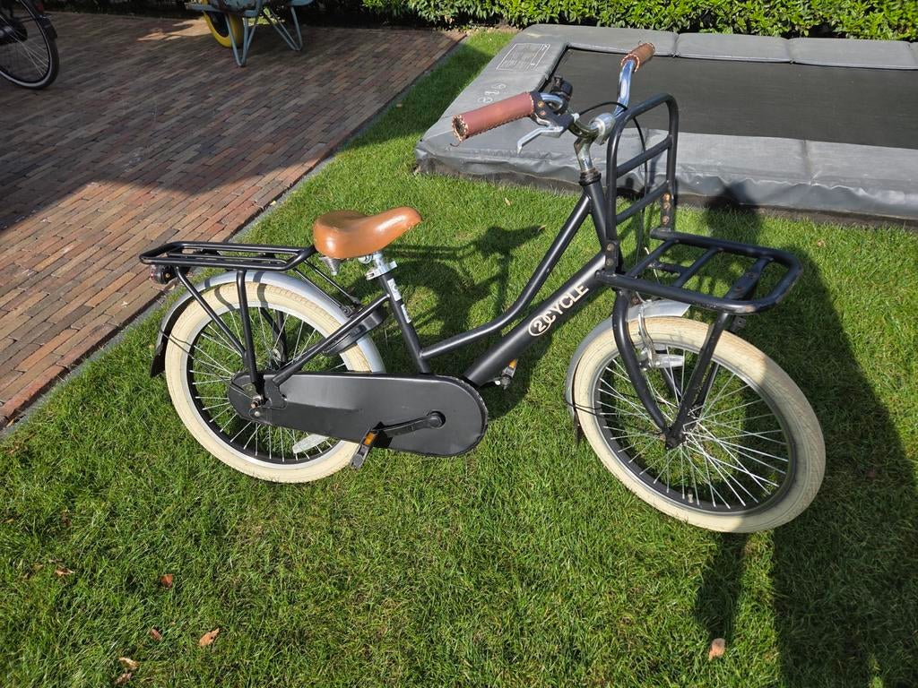 Zwarte 2Cycle kinderfiets met voordrager, 20 inch, Ophalen, Gebruikt, 20 inch of meer, 2cycle