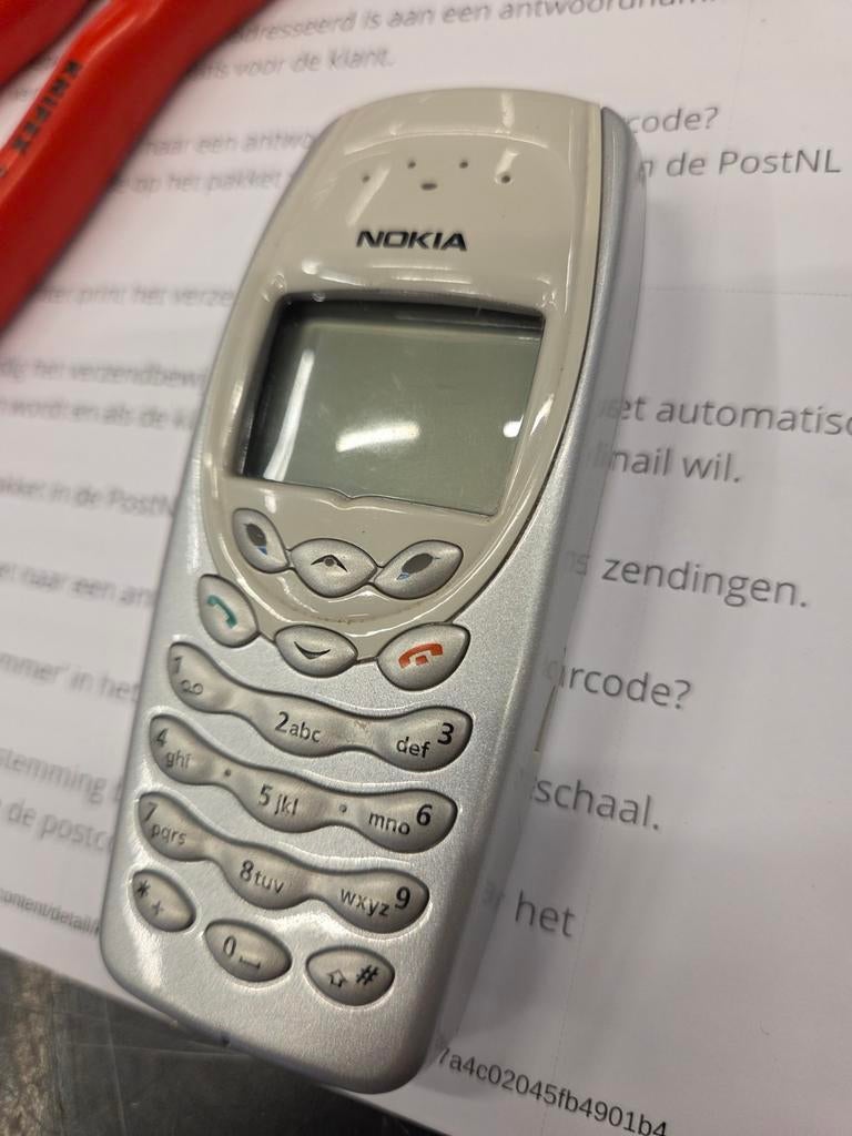 Nokia 3410 zonder oplader werking onbekend, Telecommunicatie, Mobiele telefoons | Nokia, Verzenden