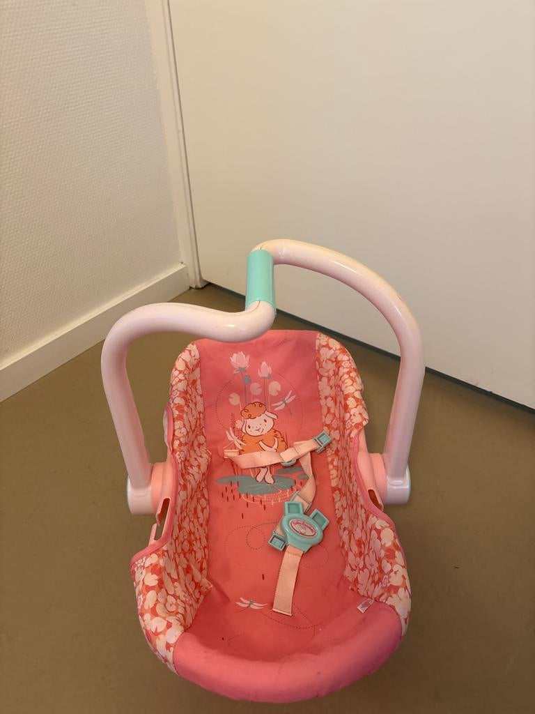 Roze maxi cosi voor speelgoed poppen, Ophalen of Verzenden, Gebruikt, Babypop