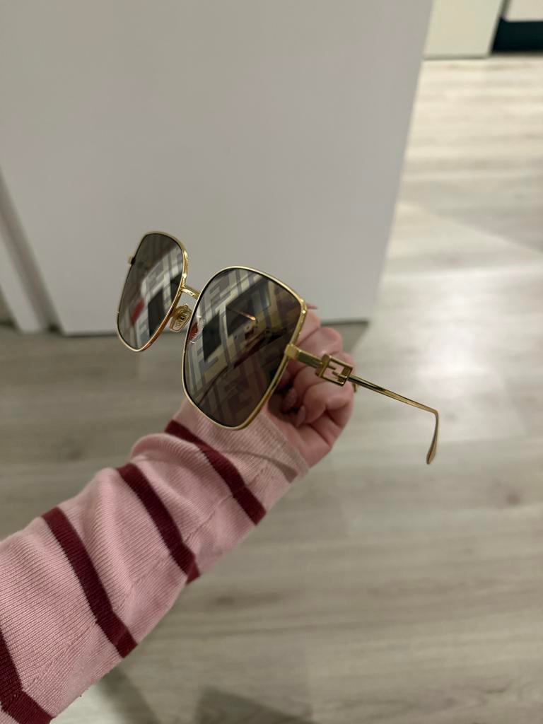 FENDI butterfly zonnebril, Ophalen, Gebruikt, Zonnebril, Overige merken