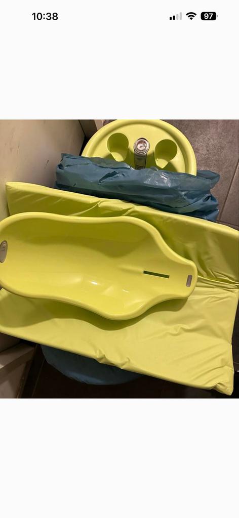 Compleet z.g.a.n.  Bébé-jou baby bad setje, Kinderen en Baby's, Badjes en Verzorging, Zo goed als nieuw, Badje, Bébé-jou, Standaard