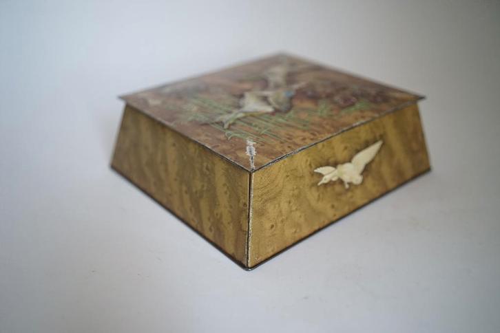 vintage blik trapeze eend metal box company reliëf., Verzamelen, Blikken, Gebruikt, Overige, Overige merken, Ophalen of Verzenden