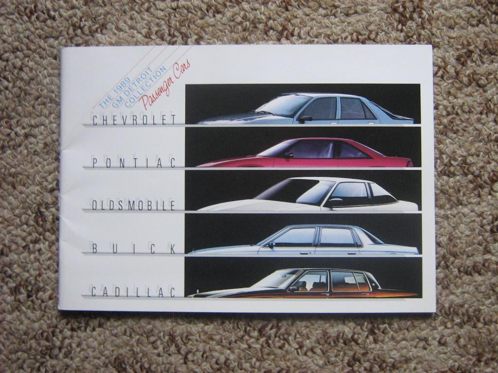 GM Detroit Collection --  Chrysler 1989 Folder -  SALE !!, Ophalen of Verzenden, Zo goed als nieuw, Overige merken