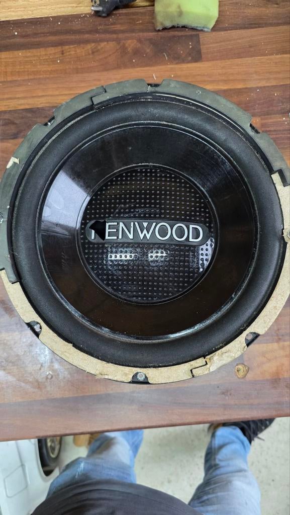 Kenwood Subwoofer 600W - Gebruikt, Auto diversen, Autospeakers, Ophalen of Verzenden, Gebruikt
