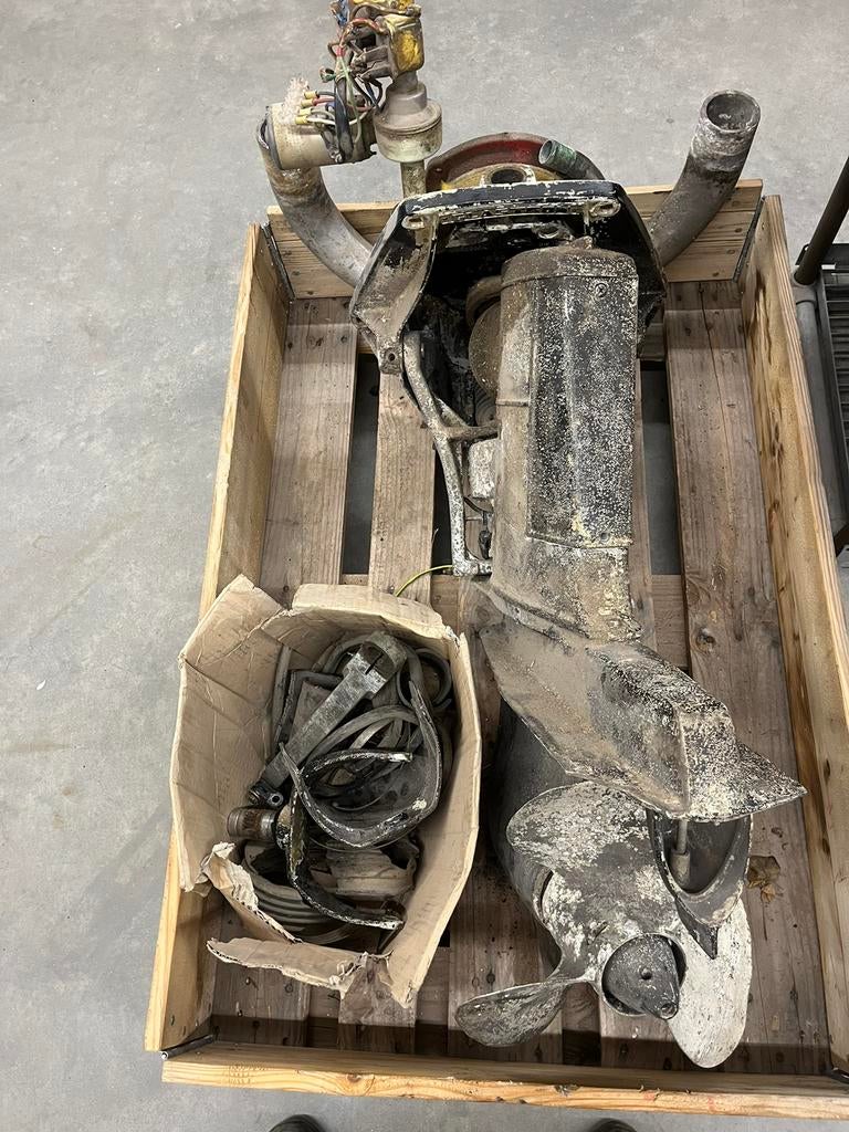 Volvo-penta staartstuk compleet met transom, Ophalen, Gebruikt, Motor en Techniek, Motorboot