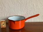 vintage seventies oranje emaille steelpannetje steelpan, Huis en Inrichting, Keuken | Potten en Pannen, Ophalen of Verzenden, Zo goed als nieuw