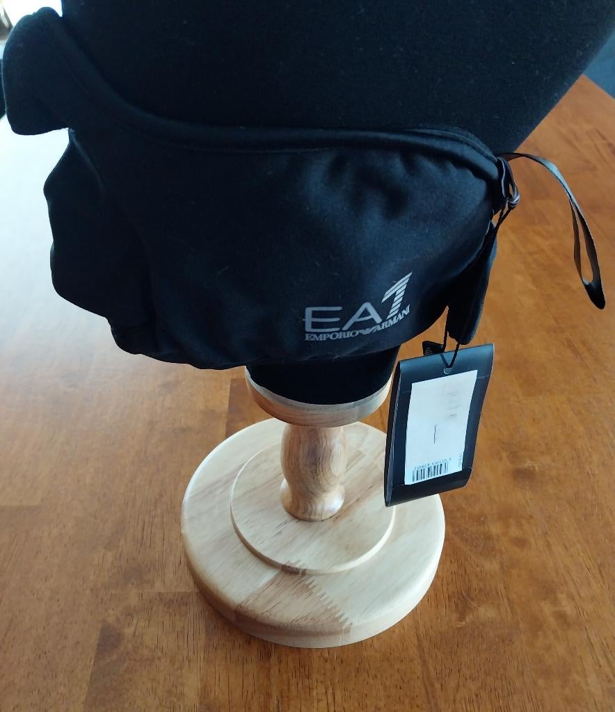Emporio Armani gezichtsbedekking One Size, Kleding | Heren, Mutsen, Sjaals en Handschoenen, Ophalen of Verzenden, Nieuw, Overige maten