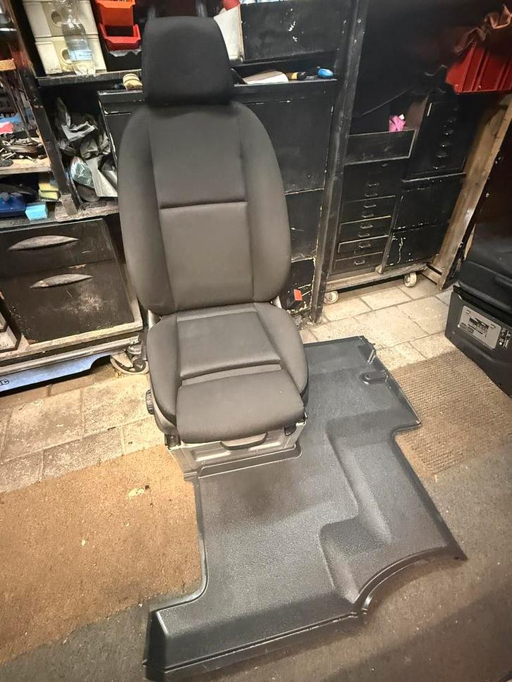 Nette bijrijdersstoel met armleuning voor sprinter 907, Auto-onderdelen, Interieur en Bekleding, Mercedes-Benz, Gebruikt, Ophalen