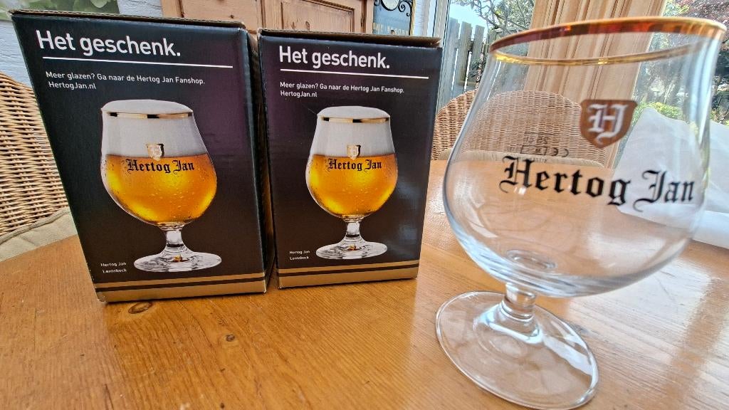 Twee Hertog Jan bierglazen in doos, Ophalen of Verzenden, Nieuw, Glas of Glazen, Hertog Jan