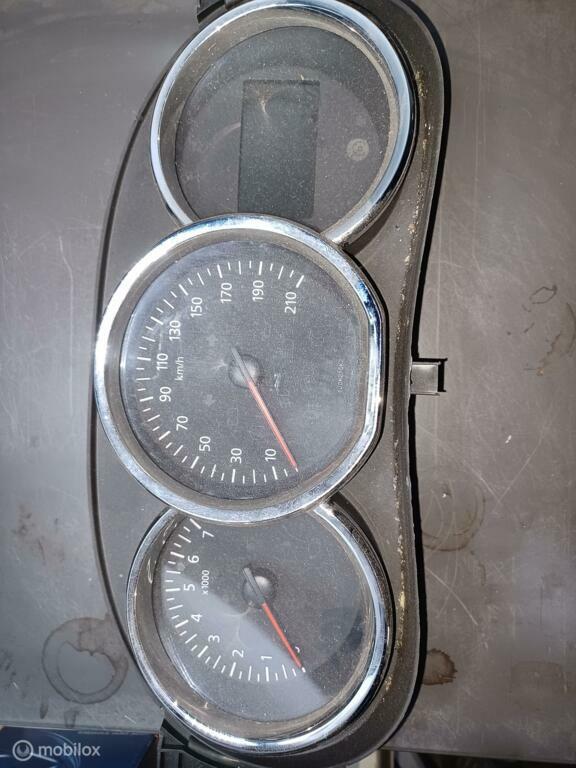 Instrumentenpaneelduster Dacia Dokker sandero248101921r, Auto-onderdelen, Dashboard en Schakelaars, Gebruikt, Ophalen of Verzenden