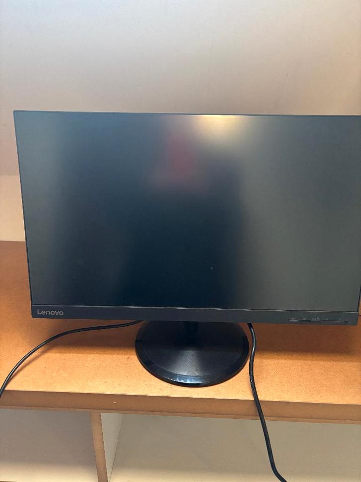 Lenovo D24-20 Monitor, Computers en Software, Desktop Pc's, Ophalen of Verzenden