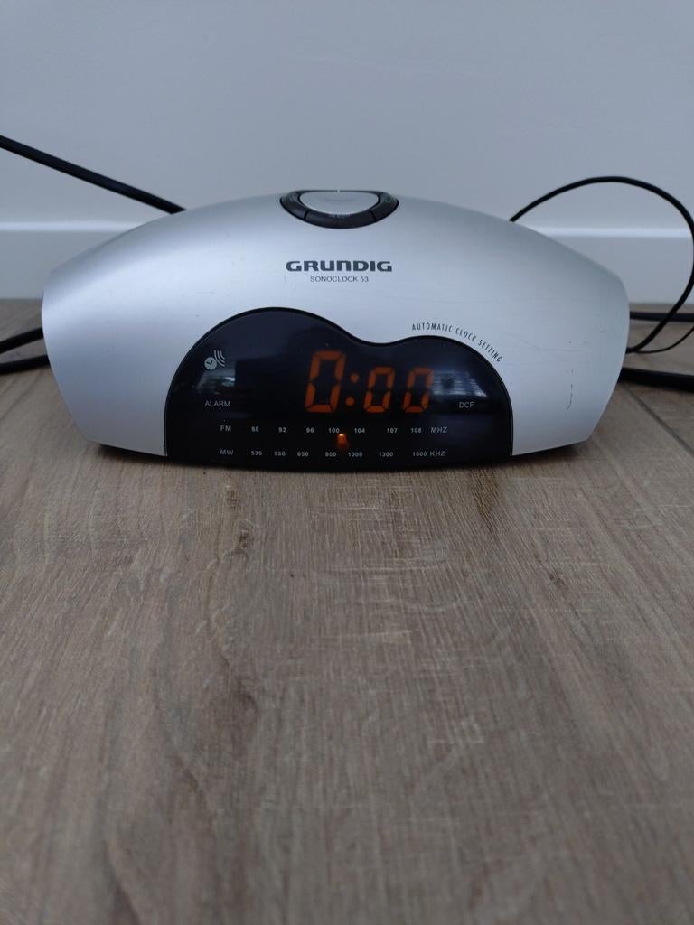 Grundig Sonoclock 53 klokradio / wekker radio, Ophalen of Verzenden
