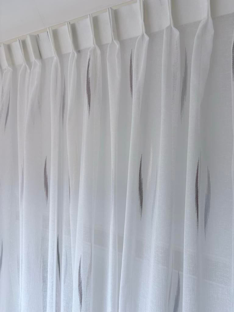 8294 Off-white Gordijn met Subtiel Patroon (370x245 cm), Ophalen of Verzenden, Nieuw, Crème, 200 cm of meer