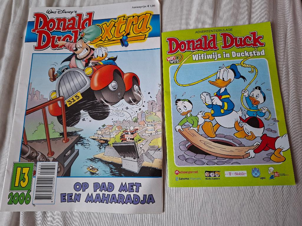 Donald Duck extra 13 2006 en Donald Duck wifiwijs in Ducksta, Boeken, Meerdere stripboeken, Ophalen of Verzenden