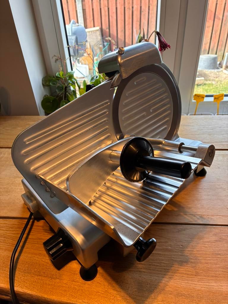 Professionele vleessnijmachine Caterchef, Ophalen, Gebruikt