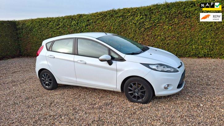 Ford Fiesta 1.6 TDCi Ghia, Auto's, Ford, Te koop, Fiësta, ABS, Airbags, Airconditioning, Boordcomputer, Centrale vergrendeling