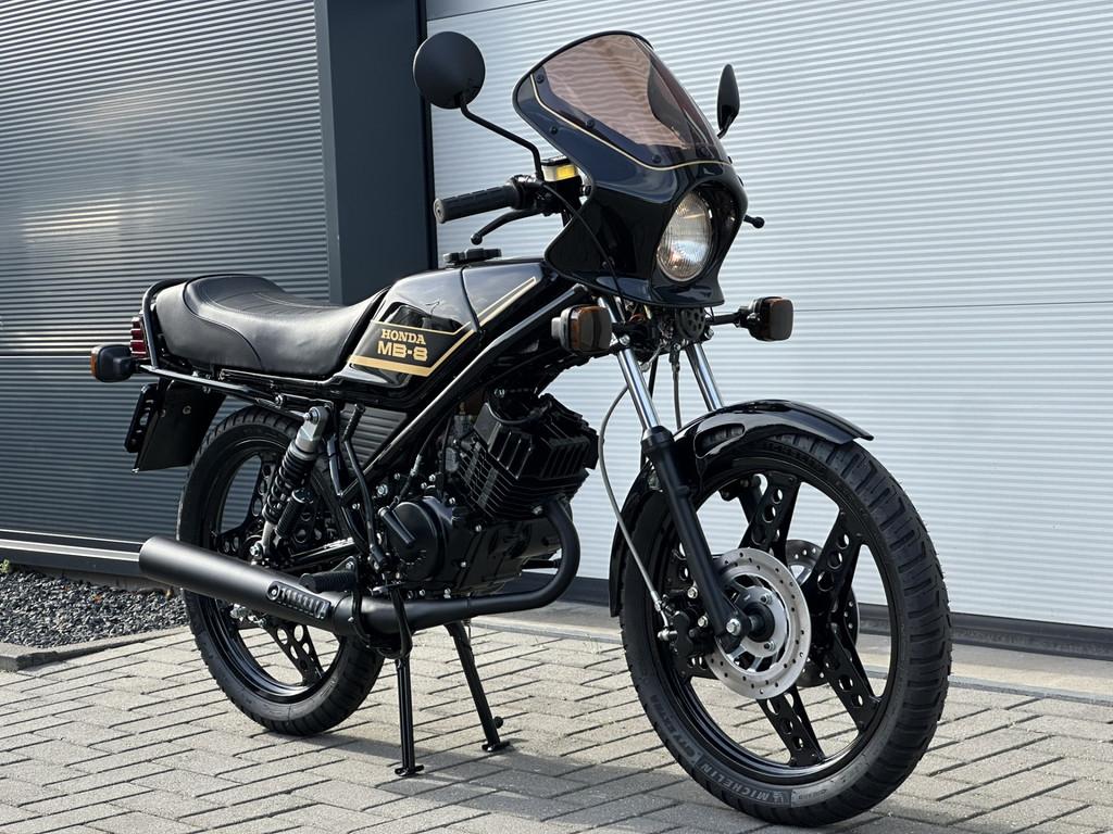 Honda MB80 | JPS | Gerestaureerd | Dubbel schijf MB 80, Motoren, Info@autobedrijfwegman.nl, 49 cc, Overig, Industrieweg 4
4233GA  AMEIDE, NL