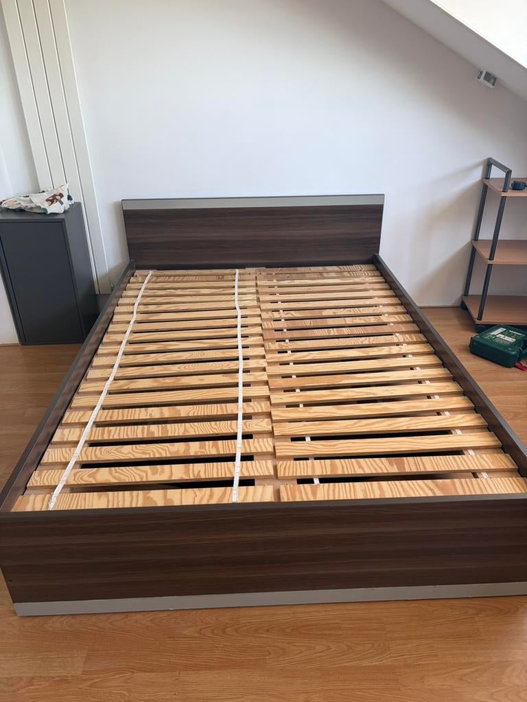 Gratis bed 140x200 (zelf demonteren), Ophalen, Wit, Tweepersoons, 140 cm