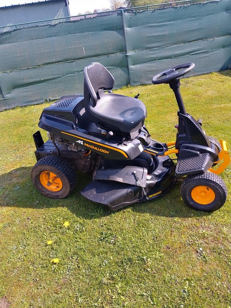 Zitmaaier in perfecte staat, net onderhoud gehad, Tuin en Terras, Zitmaaiers, Ophalen of Verzenden, Zo goed als nieuw, McCulloch