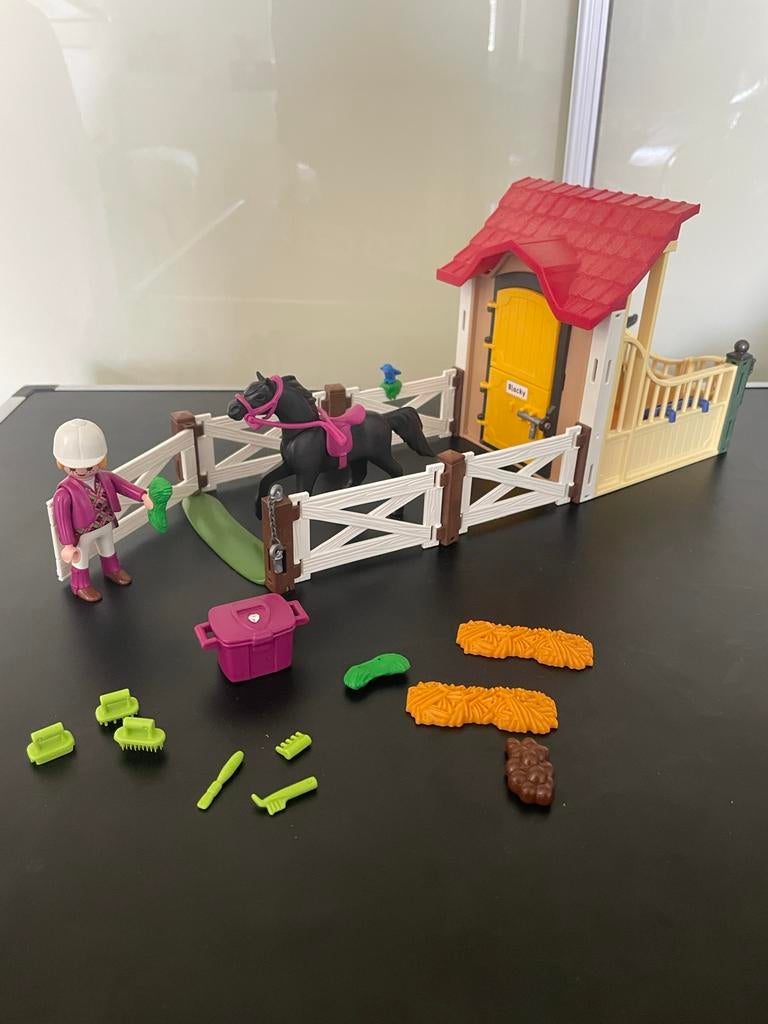Playmobil 6934 paardenstal met stal en accessoires, Ophalen, Gebruikt, Complete set