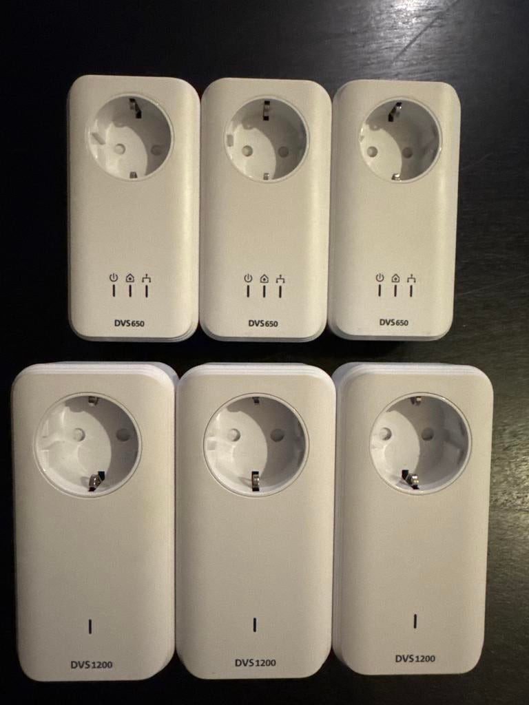 6x DVS Wifi Versterkers: 3x 650 & 3x 1200 Powerline Adapters, Ophalen of Verzenden, Gebruikt