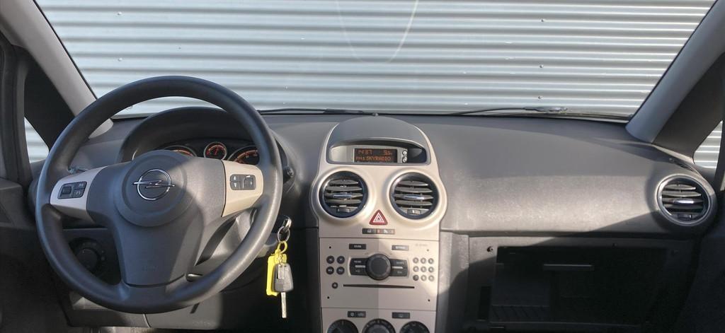 Opel Corsa 1.2 16V 5D, Multifunctioneel stuurwiel, Gebruikt, 4 cilinders, 1229 cc