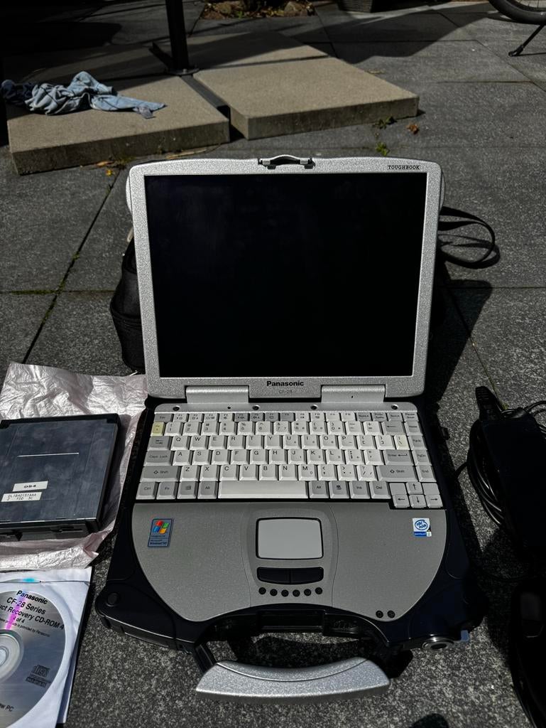 Panasonic Toughbook CF-28 - Robuuste Laptop met Windows XP, Gebruikt, HDD, Minder dan 4 GB, Qwerty