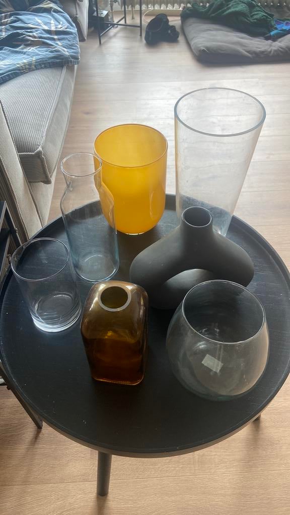 Vazen, Ophalen, Zo goed als nieuw, Rond, Hout