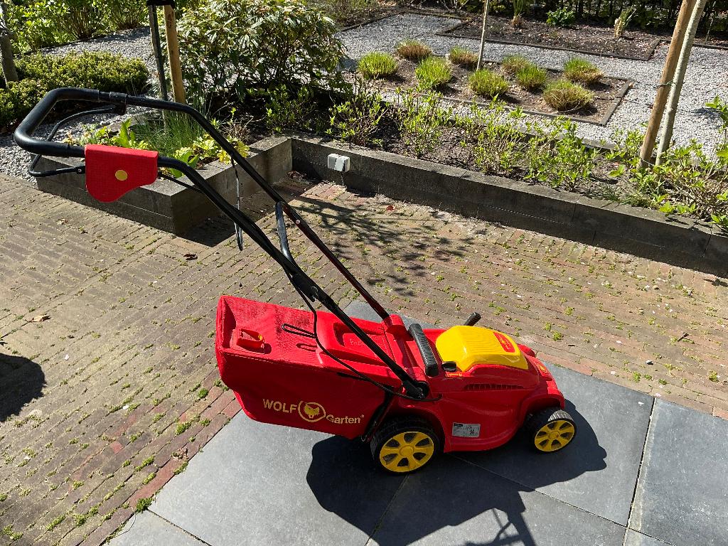 Wolf garten A 340E electrische grasmaaier, Tuin en Terras, Grasmaaiers, Zo goed als nieuw, Elektrische grasmaaier, Opvangzak, Ophalen