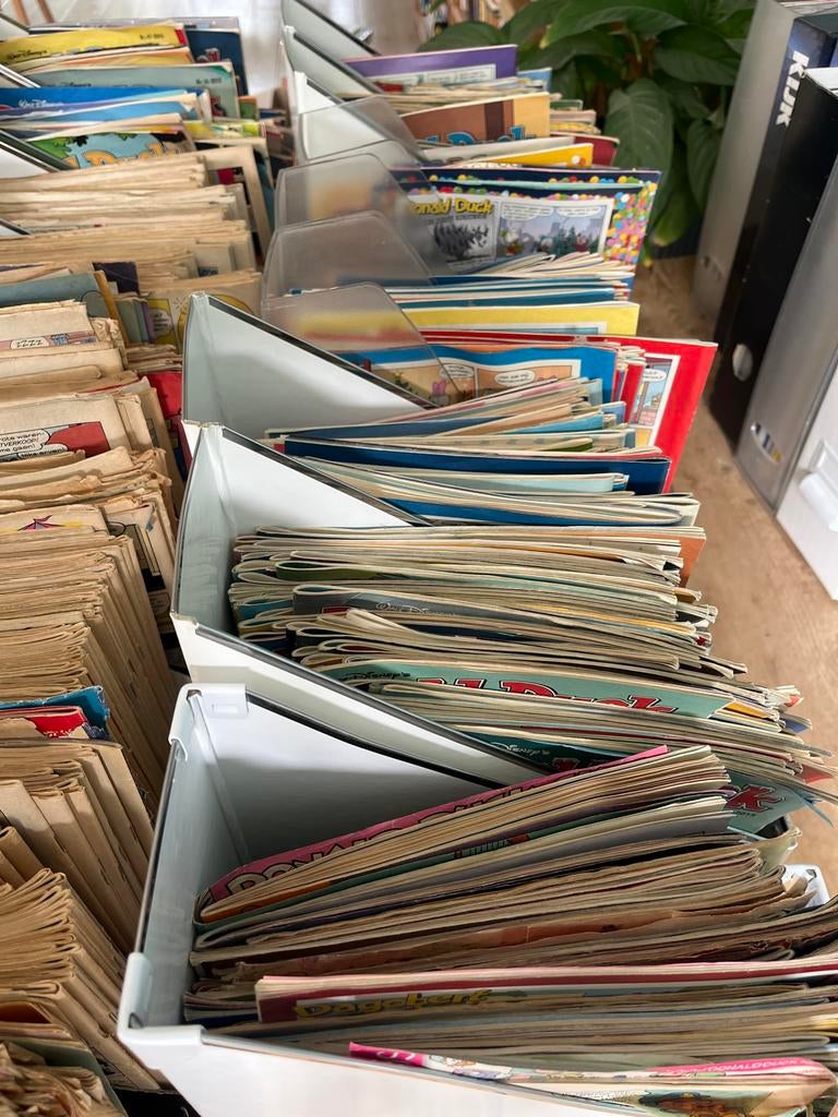 Donald Ducks jaargangen 1987-1994 en 2006-2019, Meerdere stripboeken, Ophalen, Gelezen