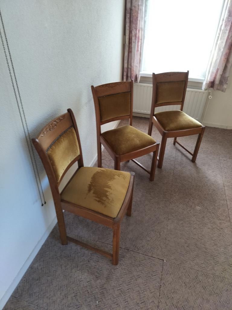 3 Vintage Stoelen met Slijtage, Ophalen