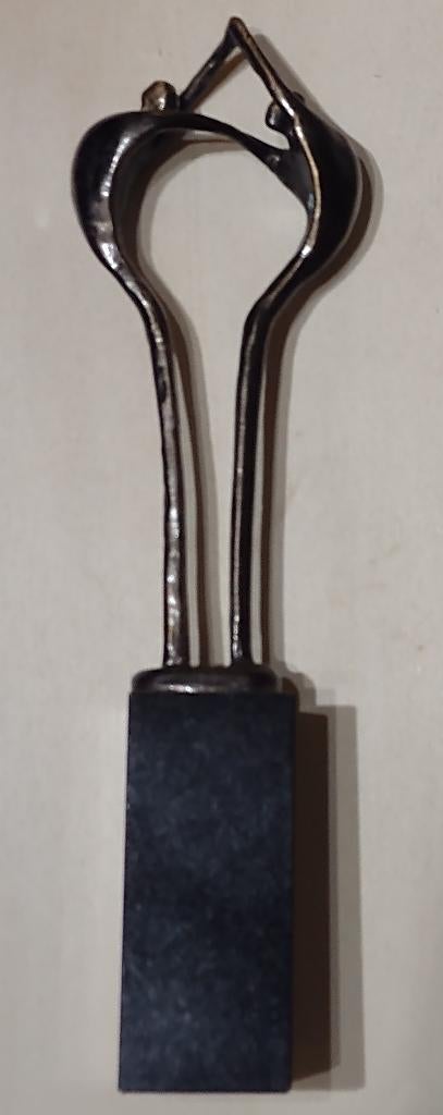verbronsd beeld mens tot mens / Ammerlaan Artihove H 23 cm, Antiek en Kunst, Ophalen