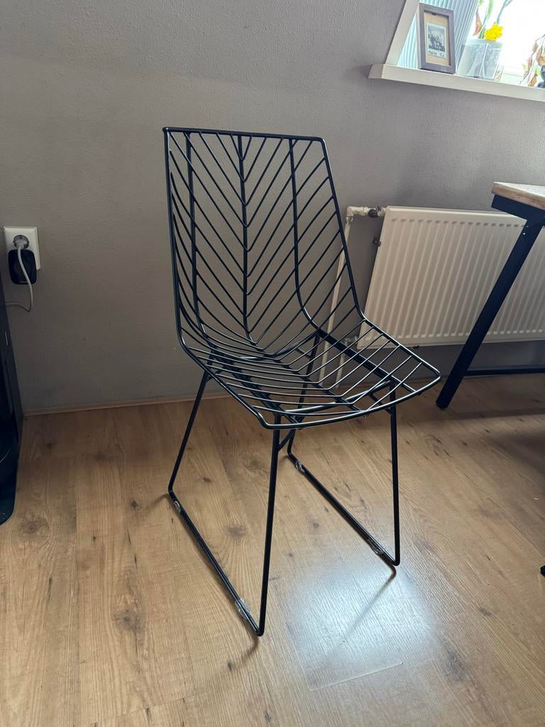 Zwarte ijzeren stoel - Modern design, Ophalen, Gebruikt, Zwart, Metaal