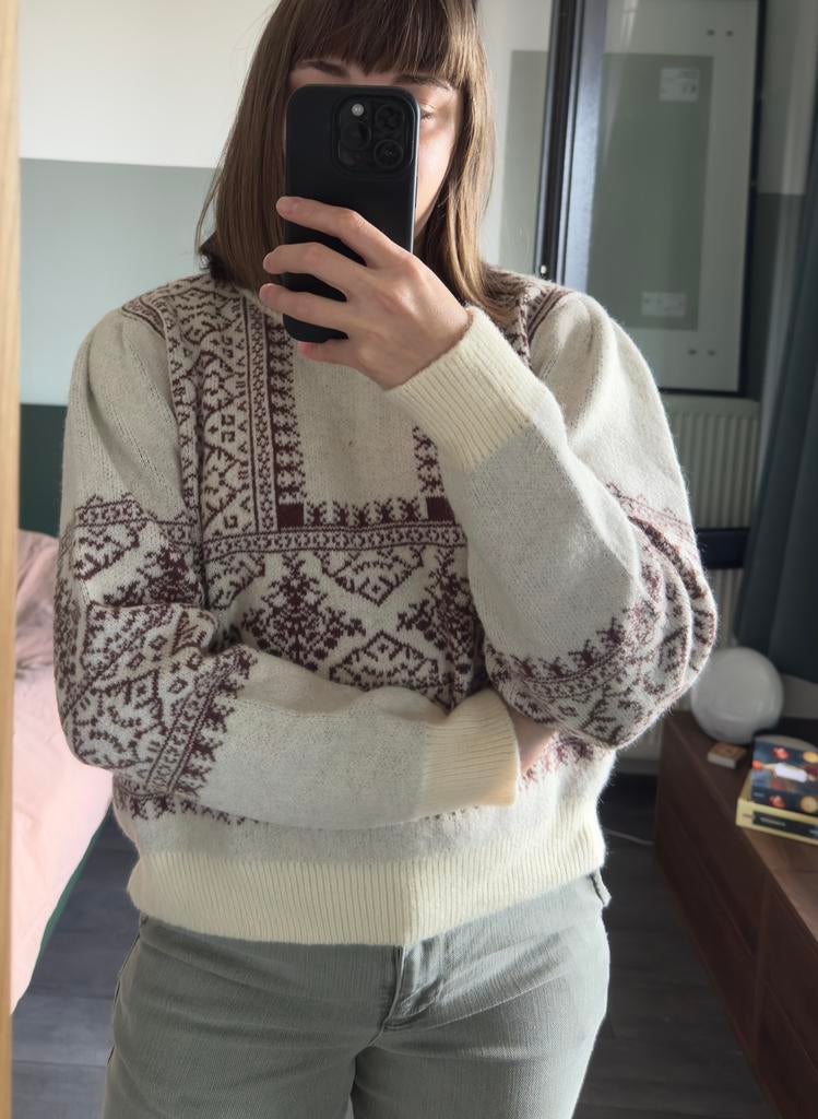 100% acryl trui van Chicwish, maat S, Kleding | Dames, Verzenden, Zo goed als nieuw, Maat 36 (S), Beige