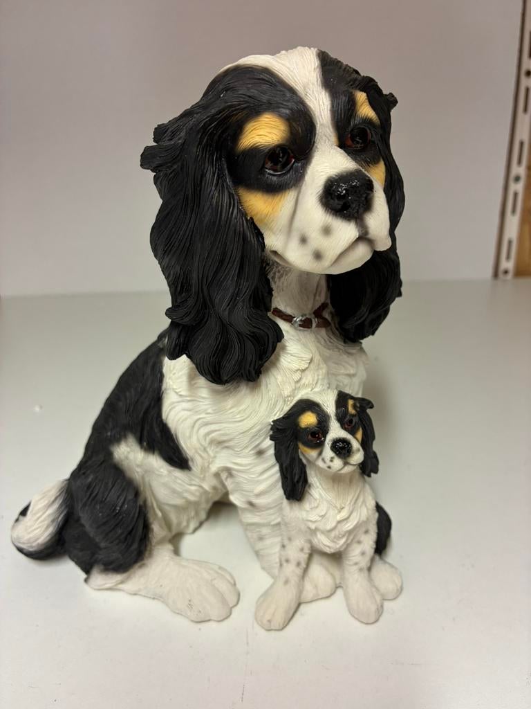 Dog Studies Leonardo Collection King Charles Spaniel & Puppy, Ophalen of Verzenden, Zo goed als nieuw, Dier