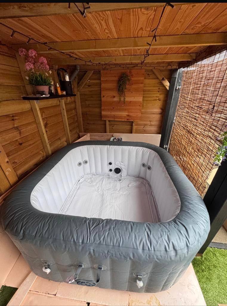 Lay-Z Spa Hawaii Hydrojet Pro opblaasbare spa - 6 persoons, Tuin en Terras, Bubbelbaden en Hottubs, Ophalen, Gebruikt, Opblaasbaar