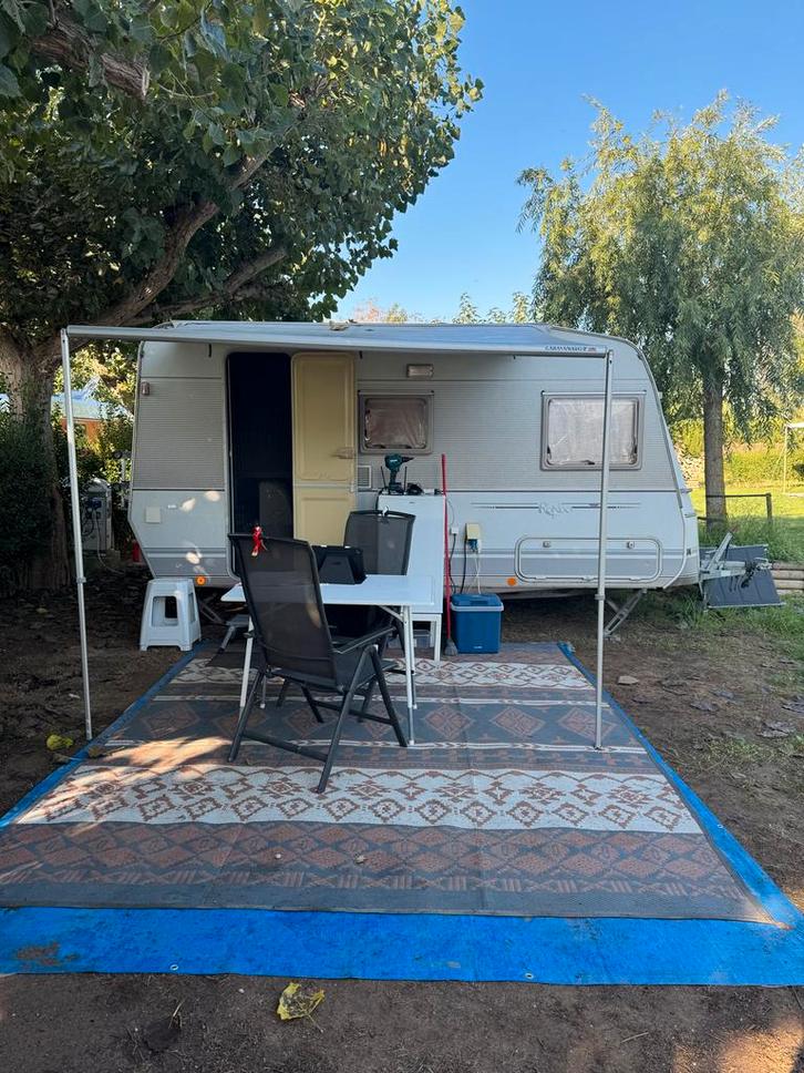 Dethleffs Rondo 440 Compleet ingerichte caravan in Spanje, Caravans en Kamperen, Caravans, Particulier, tot en met 4, 750 - 1000 kg