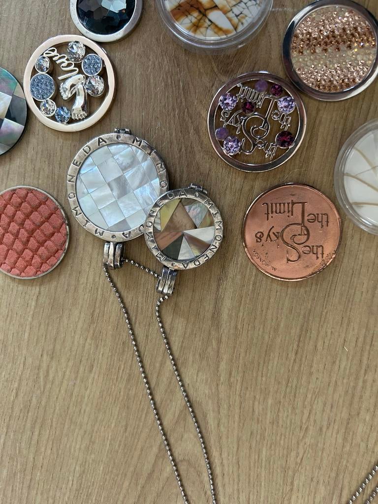 Mi Moneda munten en ketting (maat S en L), Sieraden, Tassen en Uiterlijk, Kettingen, Met kristal, Overige materialen, Gebruikt