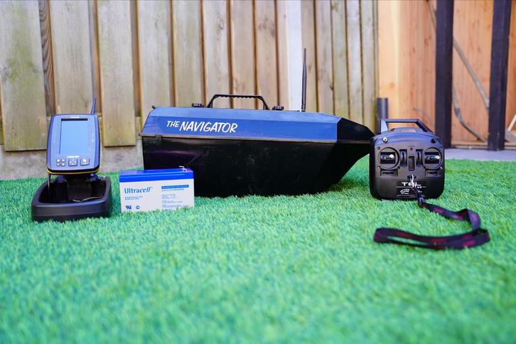 Navigator Voerboot met dieptemeter Toslon 640, Watersport en Boten, Hengelsport | Algemeen, Gebruikt, Overige typen, Ophalen of Verzenden