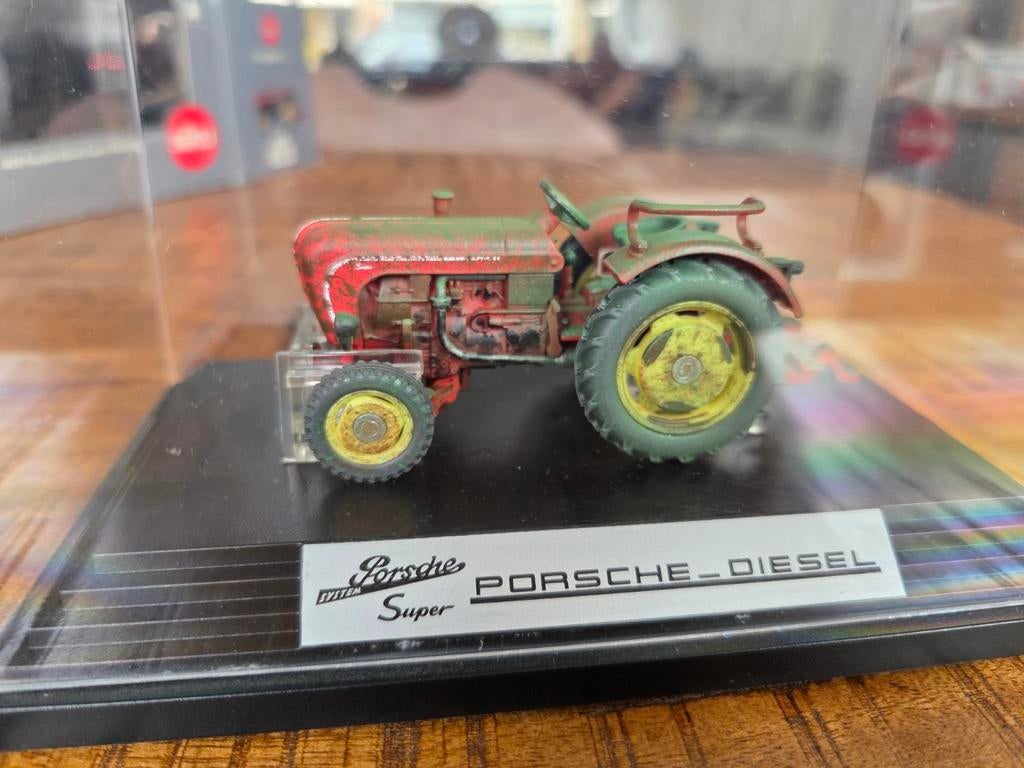 Siku Porsche Super Diesel model tractor, Ophalen of Verzenden, Zo goed als nieuw, Tractor of Landbouw